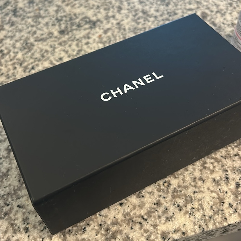 Chanel Sunglasses with Chain and Black Case - Picture 6 of 7